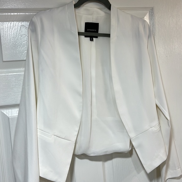 Dynamite White Blazer - Picture 3 of 3